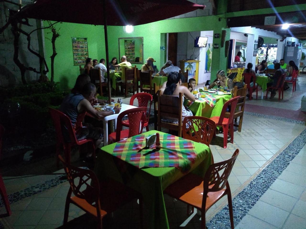 Hostal กาปูร์กานา ภายนอก รูปภาพ