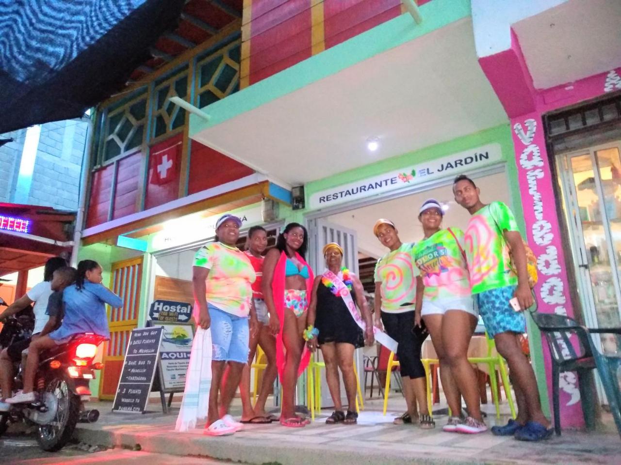 Hostal กาปูร์กานา ภายนอก รูปภาพ