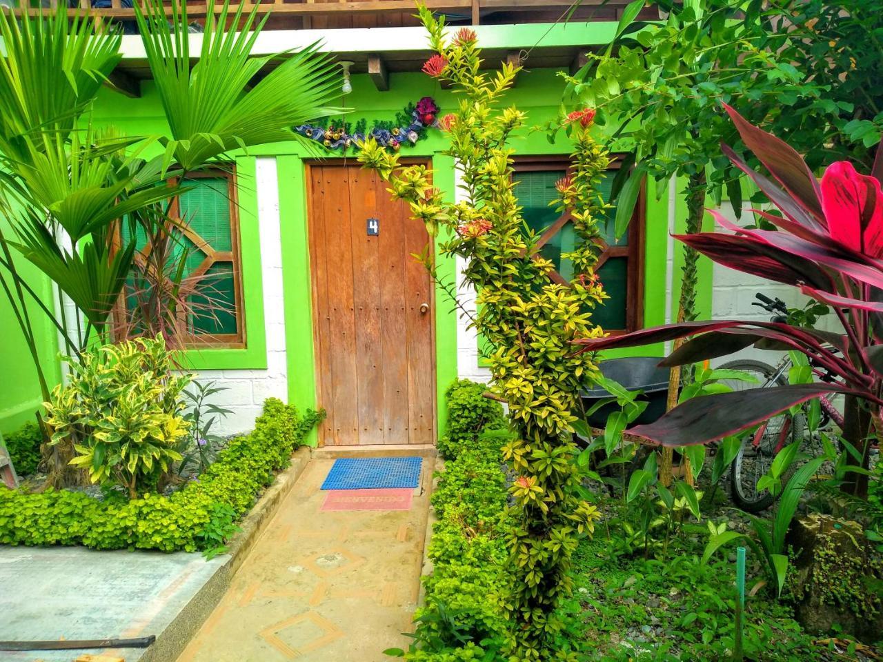 Hostal กาปูร์กานา ภายนอก รูปภาพ
