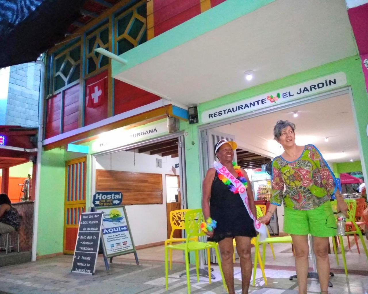 Hostal กาปูร์กานา ภายนอก รูปภาพ